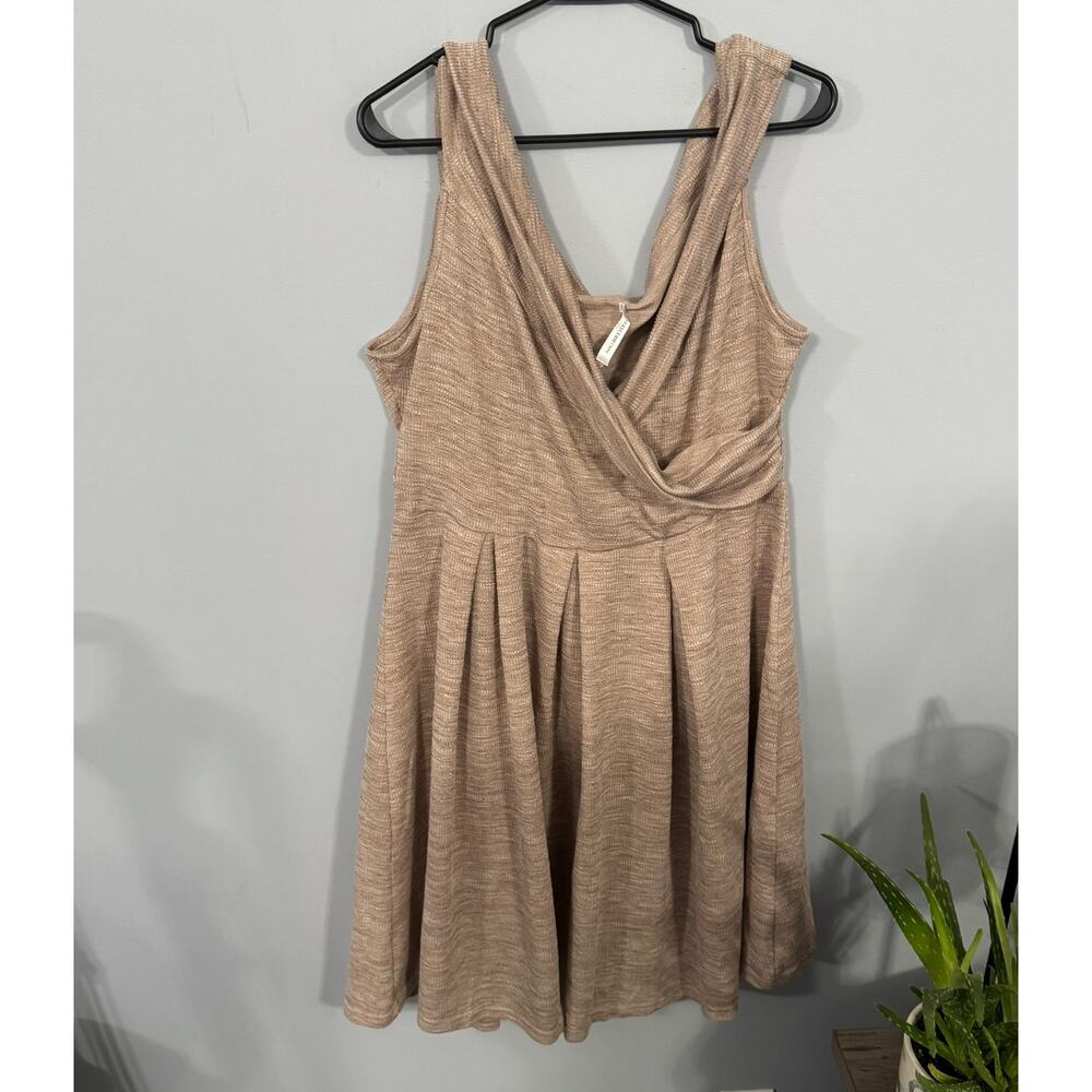 Dressfo Beige Fit & Flare Dress Sleeveless Wrap Upper Portion Size 14 Minimalist